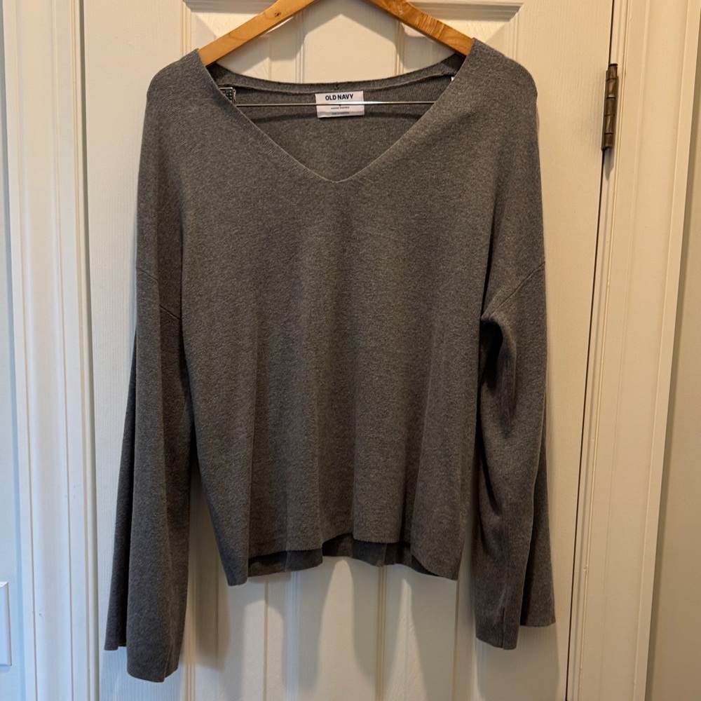 Old Navy Gray V-Neck Sweatshirt